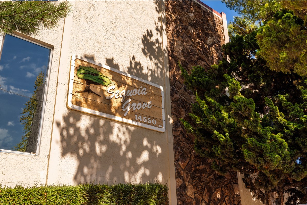 Sequoia Grove Apartments photo 4
